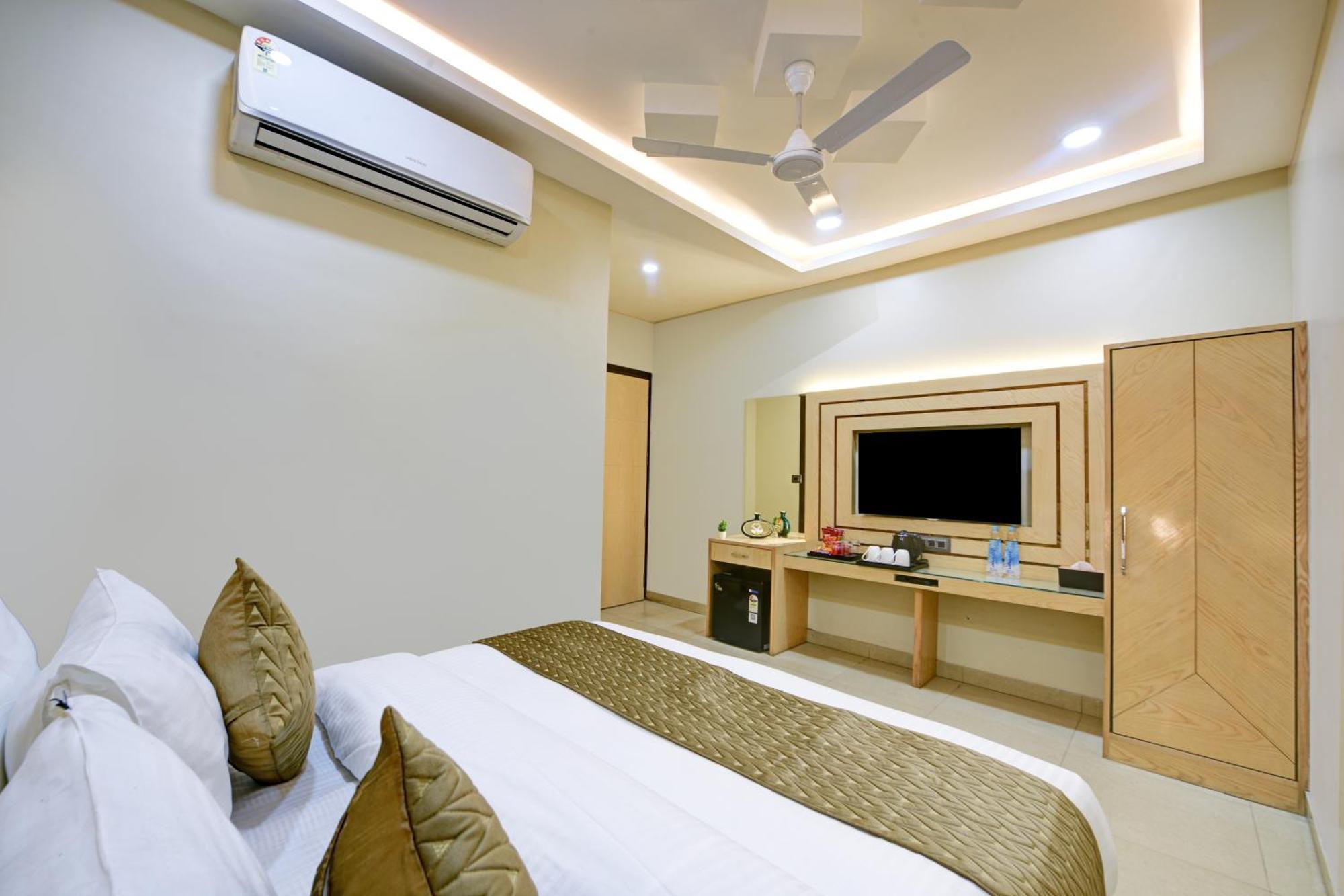 New Frontier - 2 Mins From Old Delhi Railway Station & Chandni Chowk ภายนอก รูปภาพ