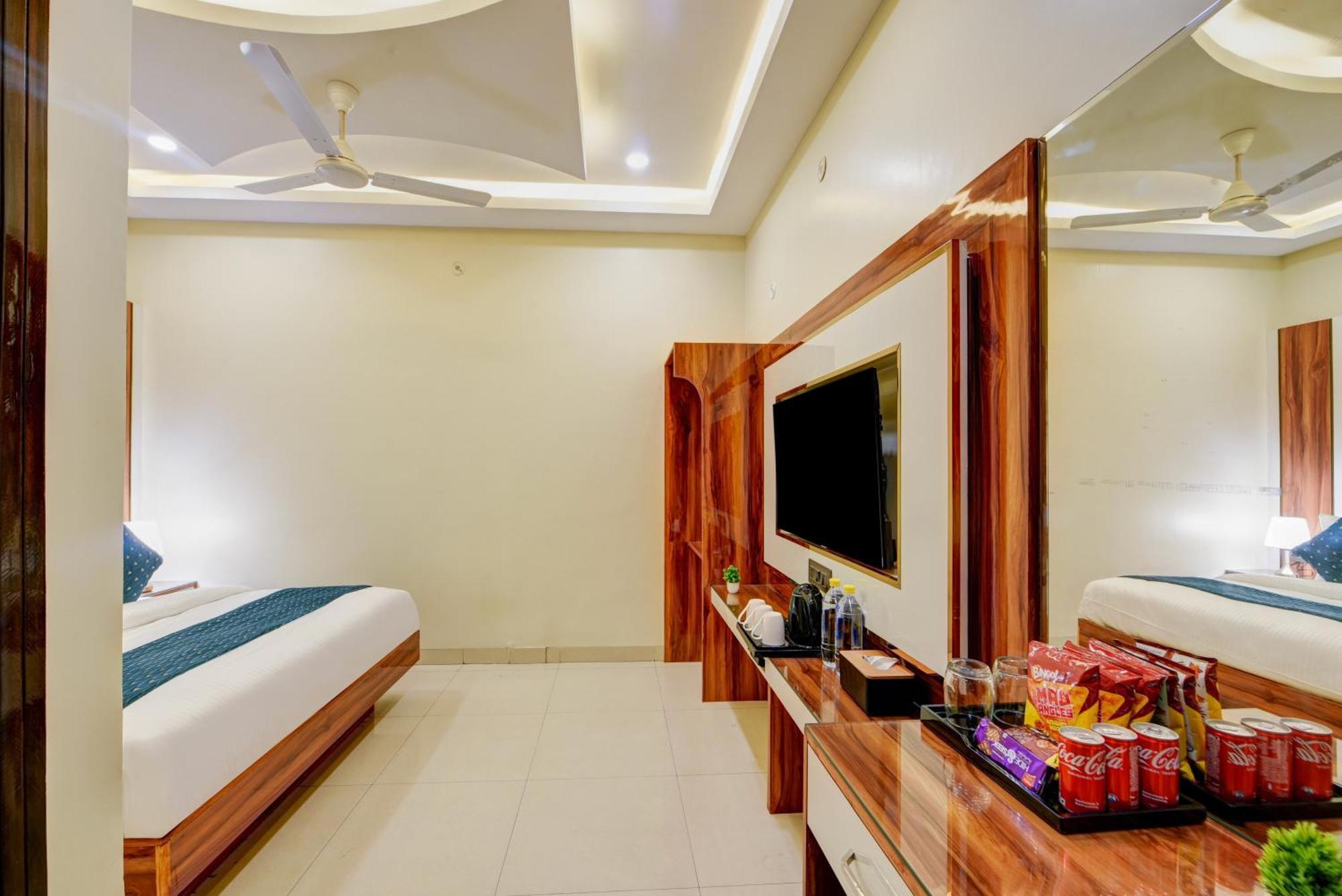 New Frontier - 2 Mins From Old Delhi Railway Station & Chandni Chowk ภายนอก รูปภาพ