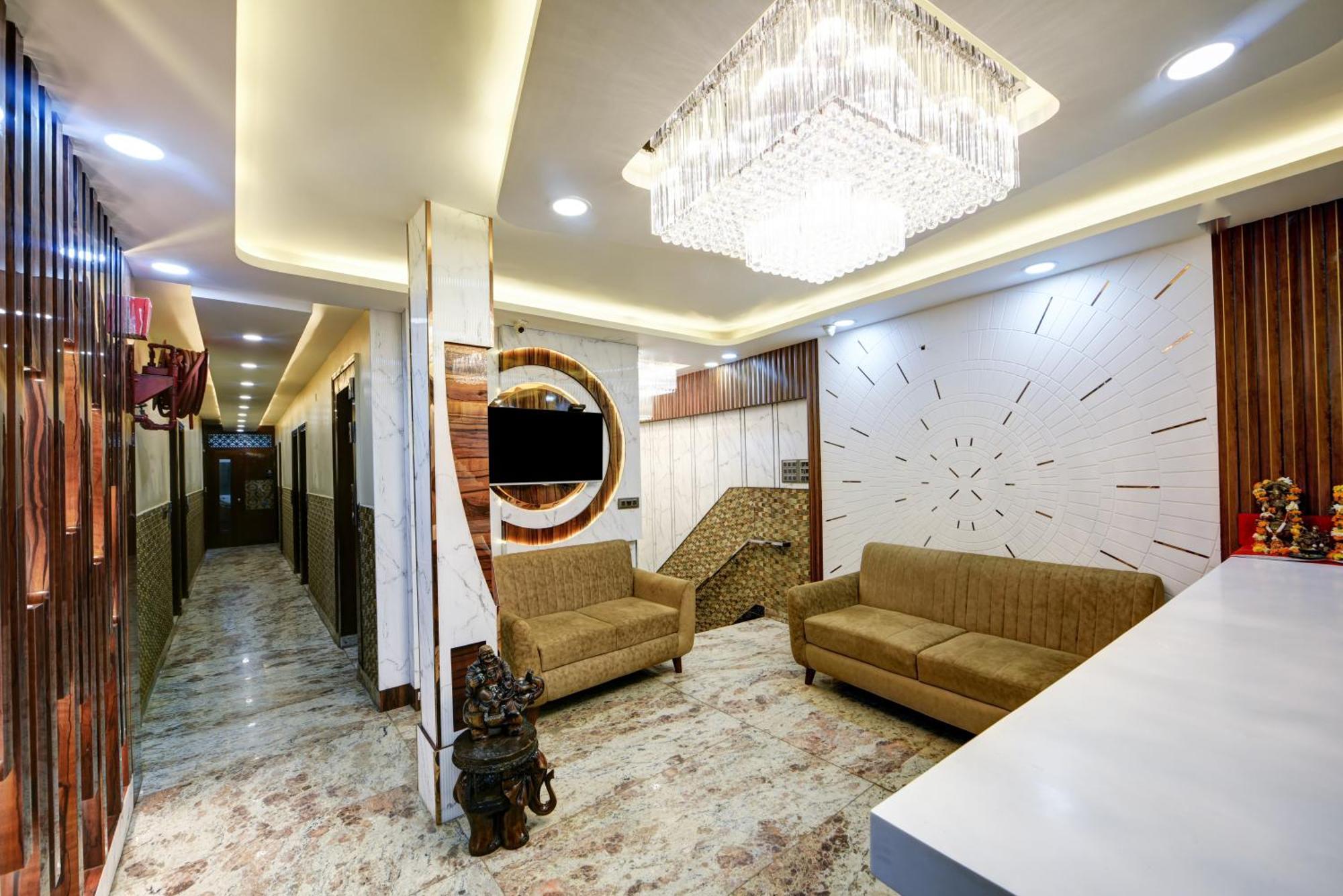 New Frontier - 2 Mins From Old Delhi Railway Station & Chandni Chowk ภายนอก รูปภาพ