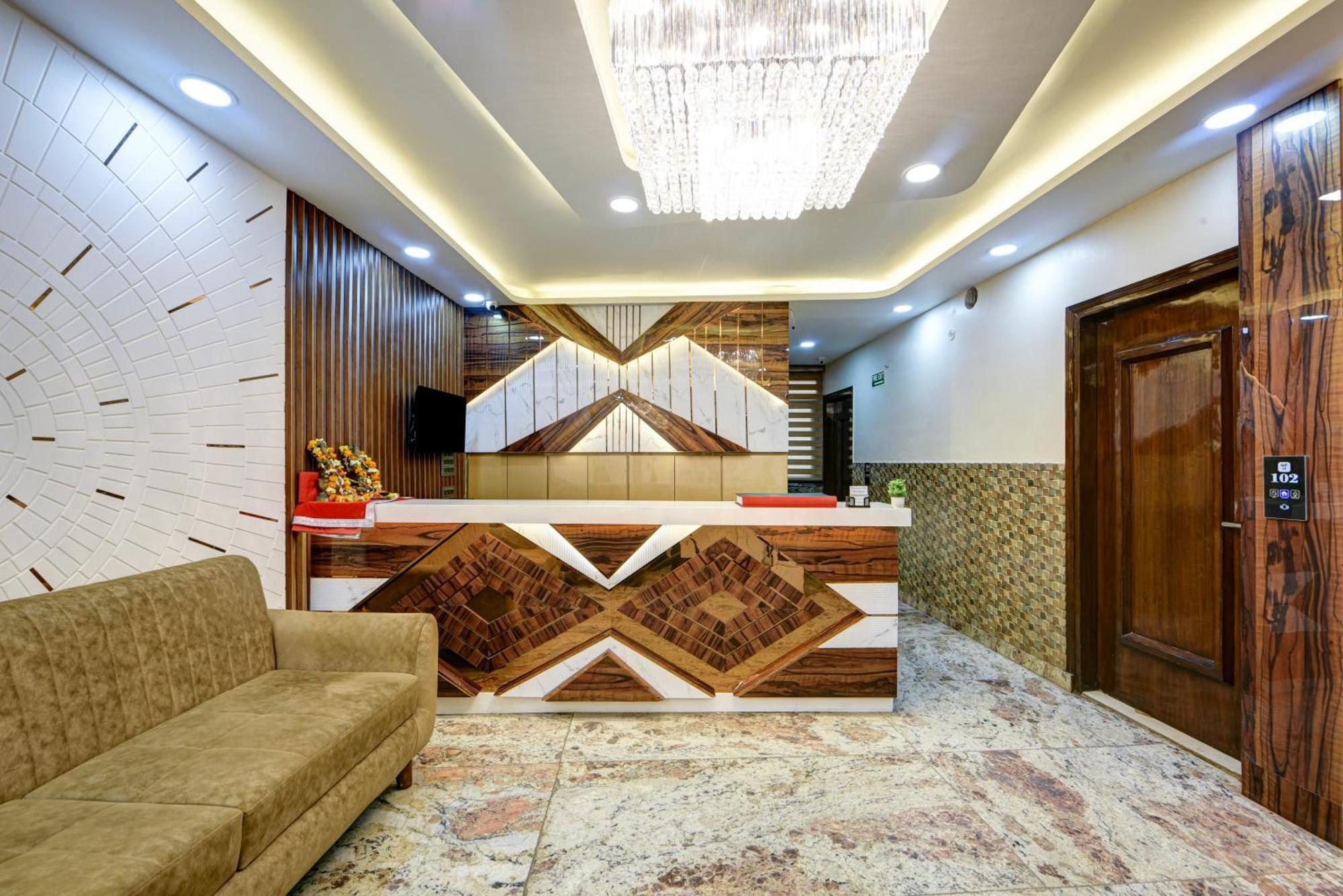 New Frontier - 2 Mins From Old Delhi Railway Station & Chandni Chowk ภายนอก รูปภาพ