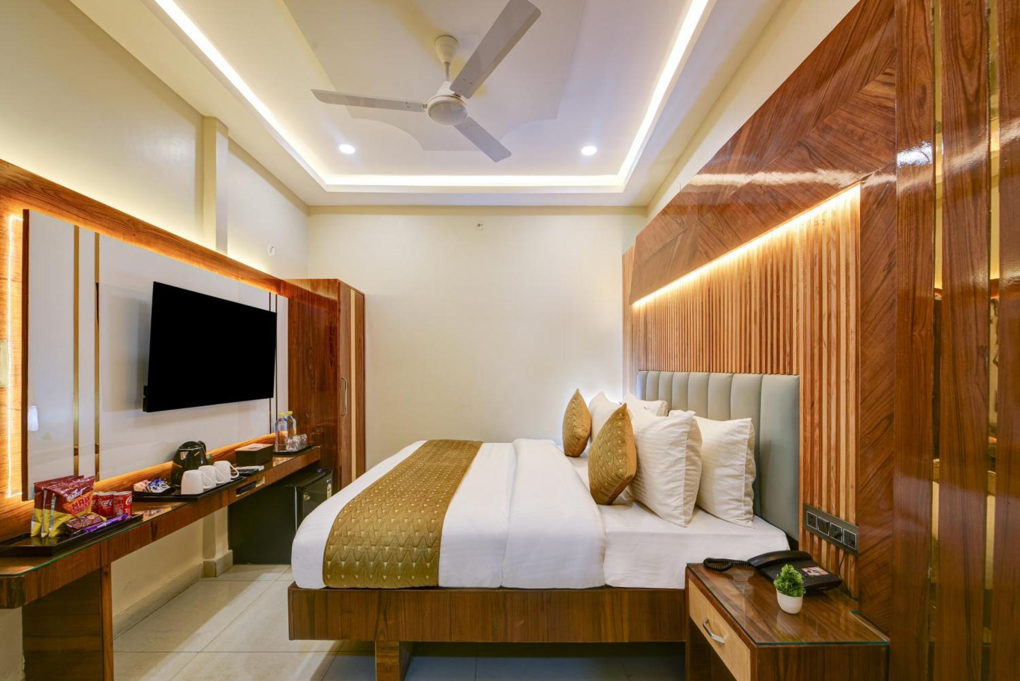 New Frontier - 2 Mins From Old Delhi Railway Station & Chandni Chowk ภายนอก รูปภาพ
