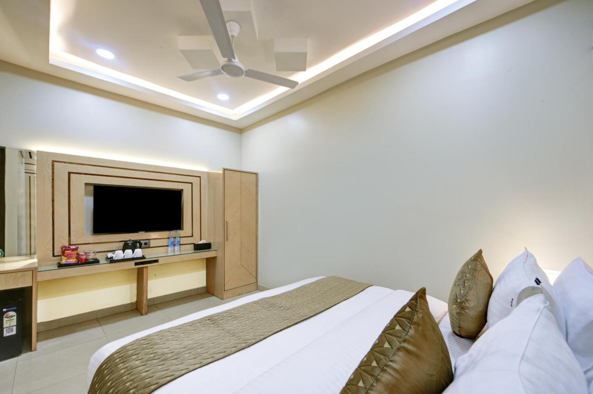 New Frontier - 2 Mins From Old Delhi Railway Station & Chandni Chowk ภายนอก รูปภาพ