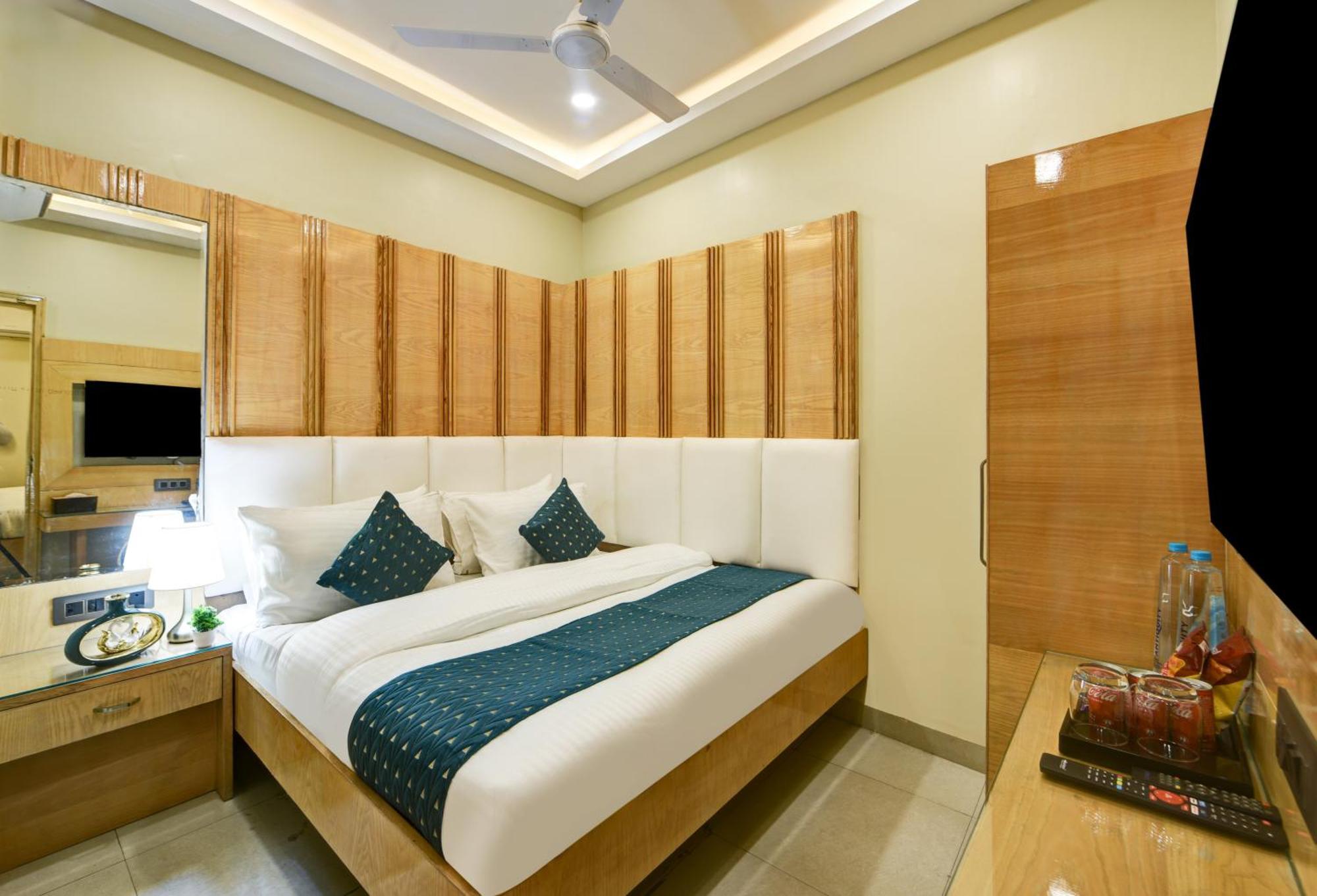 New Frontier - 2 Mins From Old Delhi Railway Station & Chandni Chowk ภายนอก รูปภาพ