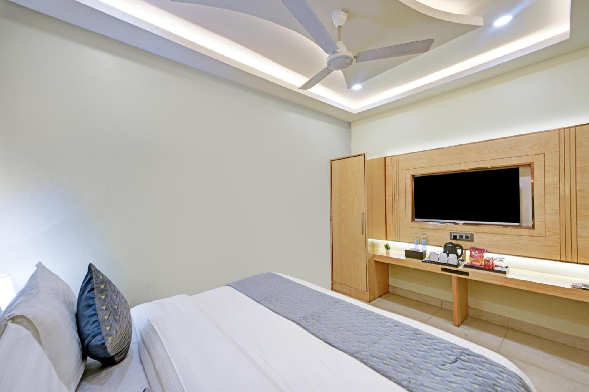 New Frontier - 2 Mins From Old Delhi Railway Station & Chandni Chowk ภายนอก รูปภาพ