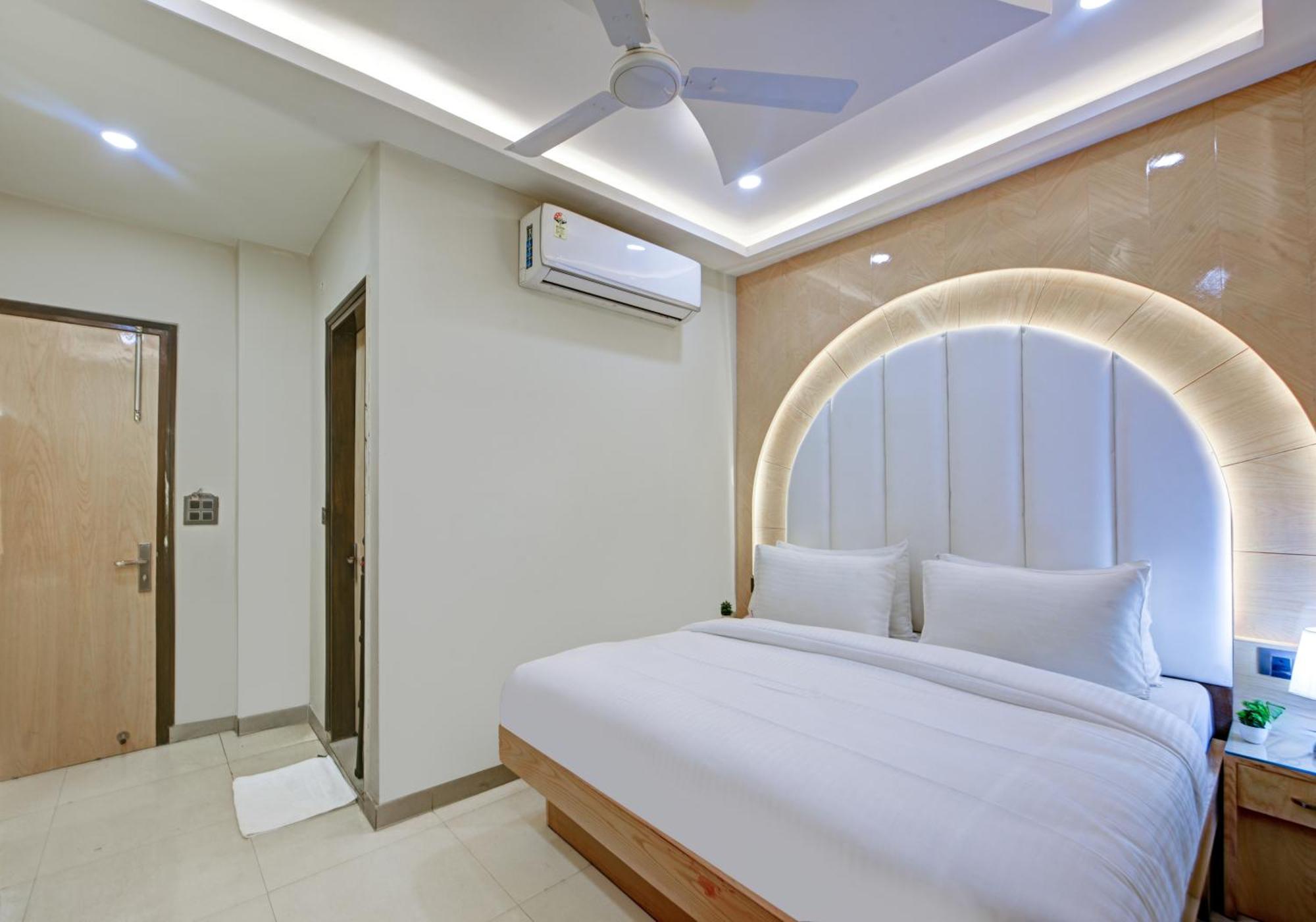 New Frontier - 2 Mins From Old Delhi Railway Station & Chandni Chowk ภายนอก รูปภาพ